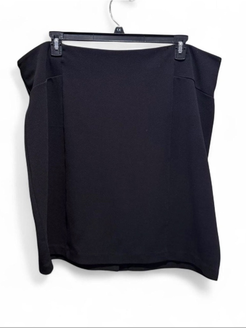 Roz & Ali Black Midi Skirt